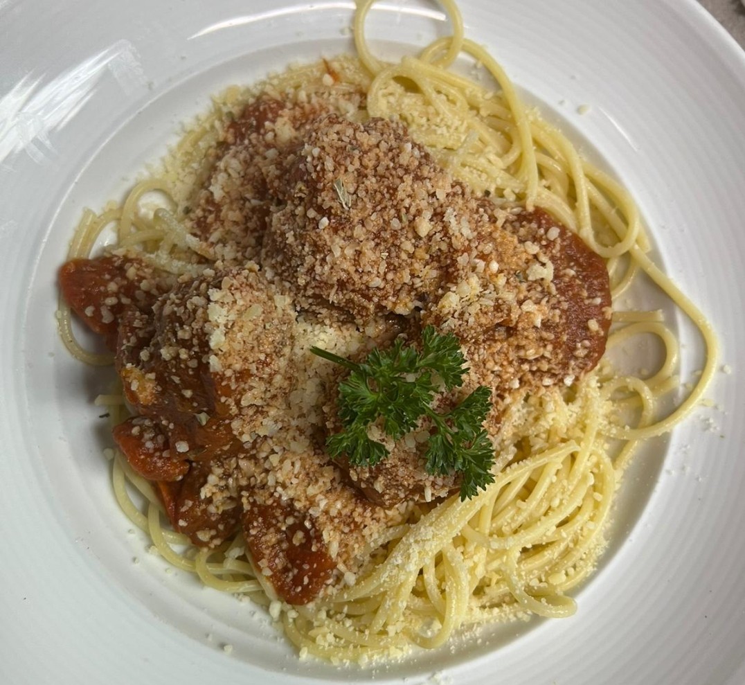 Spaghetti & Meat Balls (Chef’s Special)